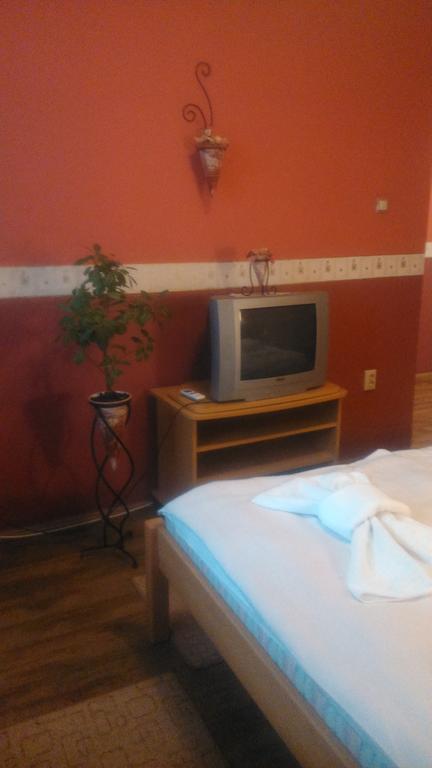 Hotel Dombóvár חדר תמונה